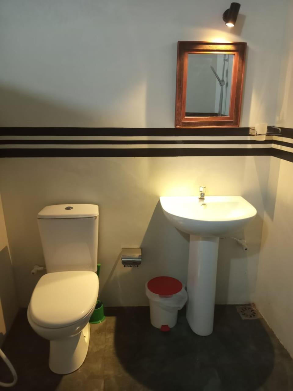 Little Villa Guest House 아항가마 외부 사진